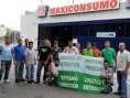 Podrían faltar productos básicos por el bloqueo de los Maxiconsumo